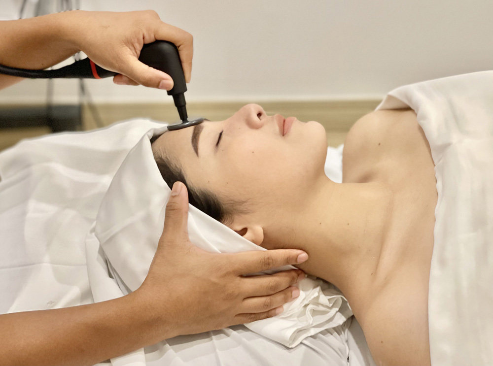 RF therapy for deep neck and face